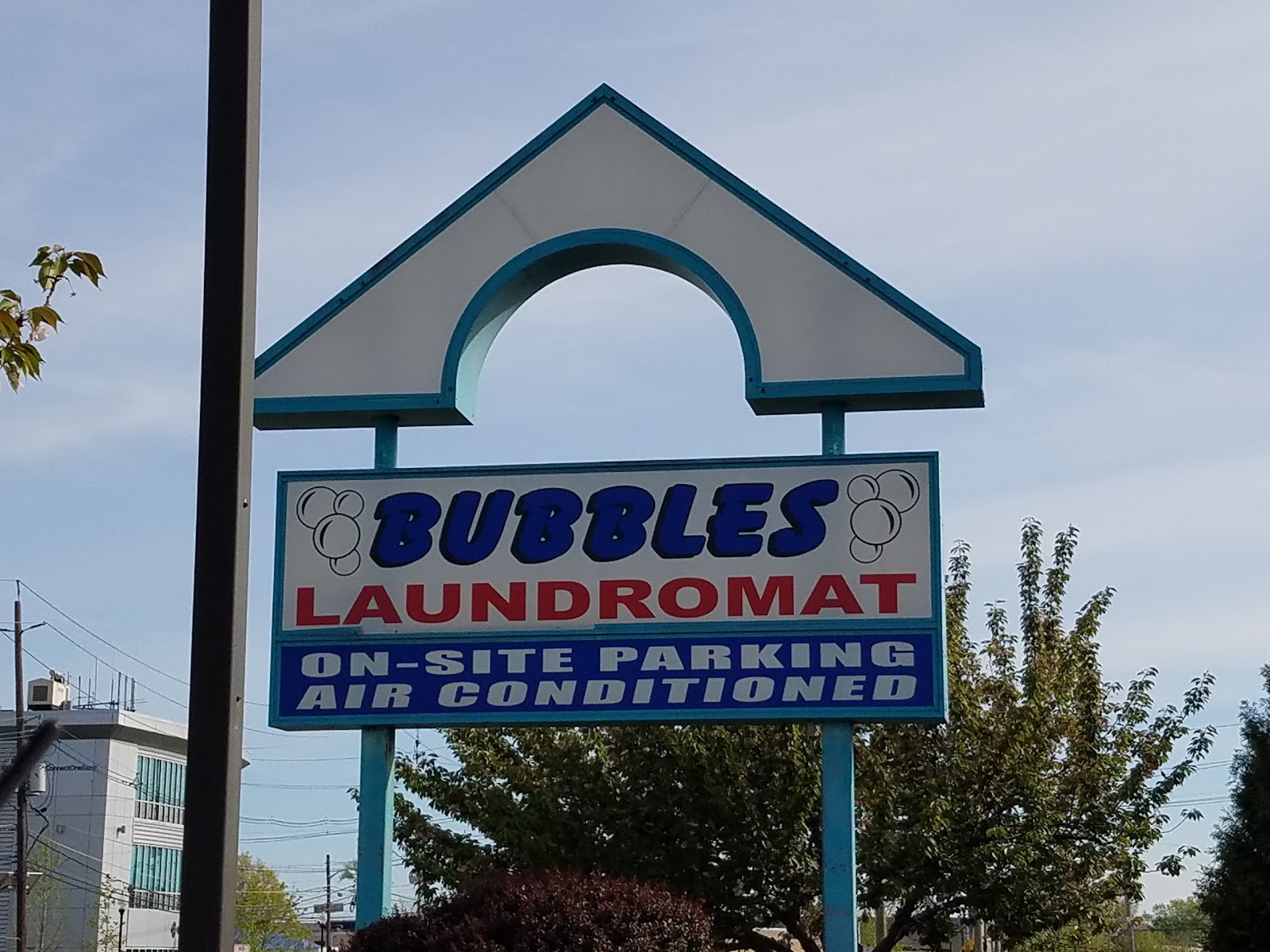 Photo of Bubbles Laundromat in Hackensack City, New Jersey, United States - 3 Picture of Point of interest, Establishment, Laundry