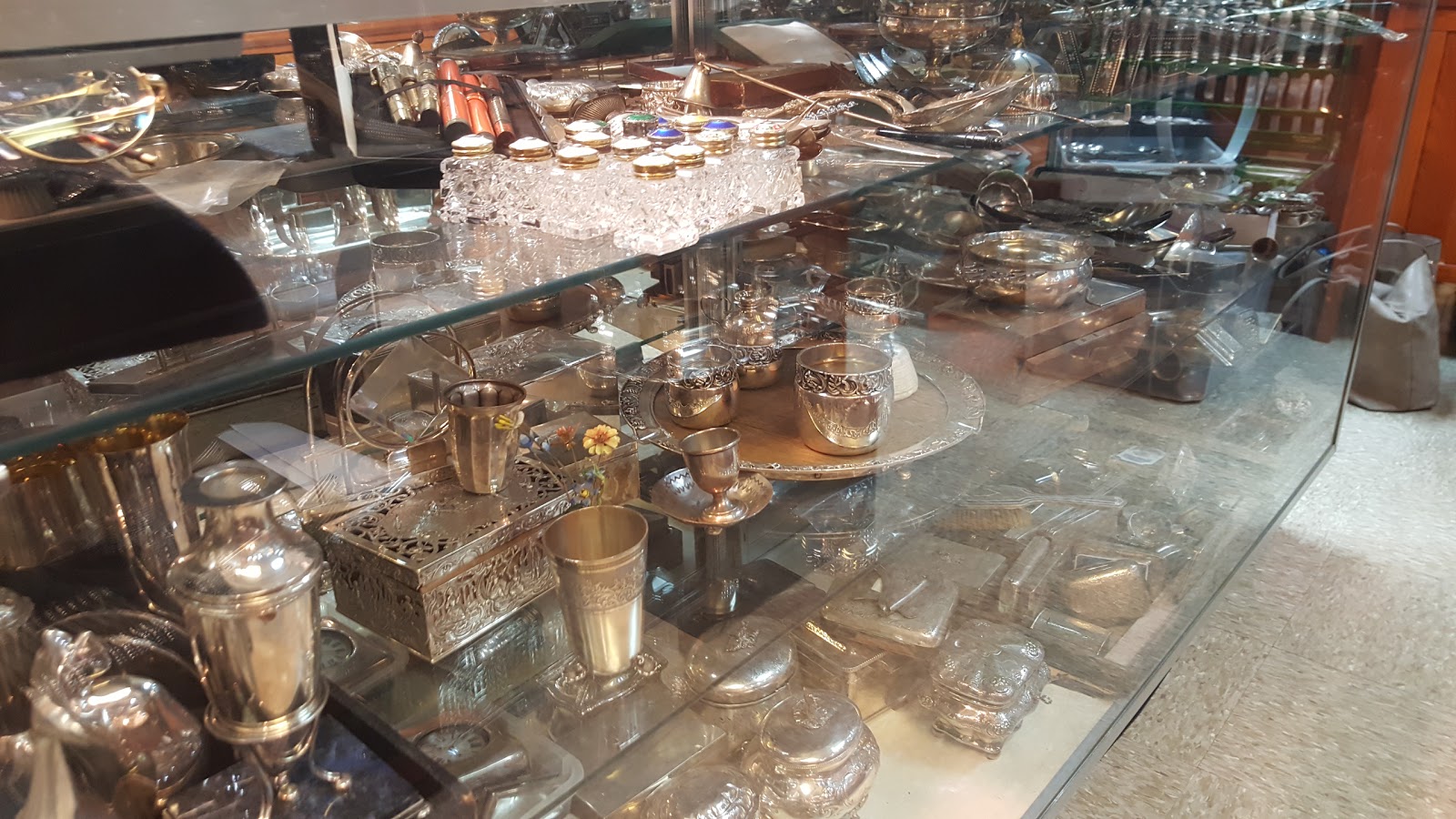 Photo of Nathan Horowicz Antiques in New York City, New York, United States - 1 Picture of Point of interest, Establishment, Store, Jewelry store