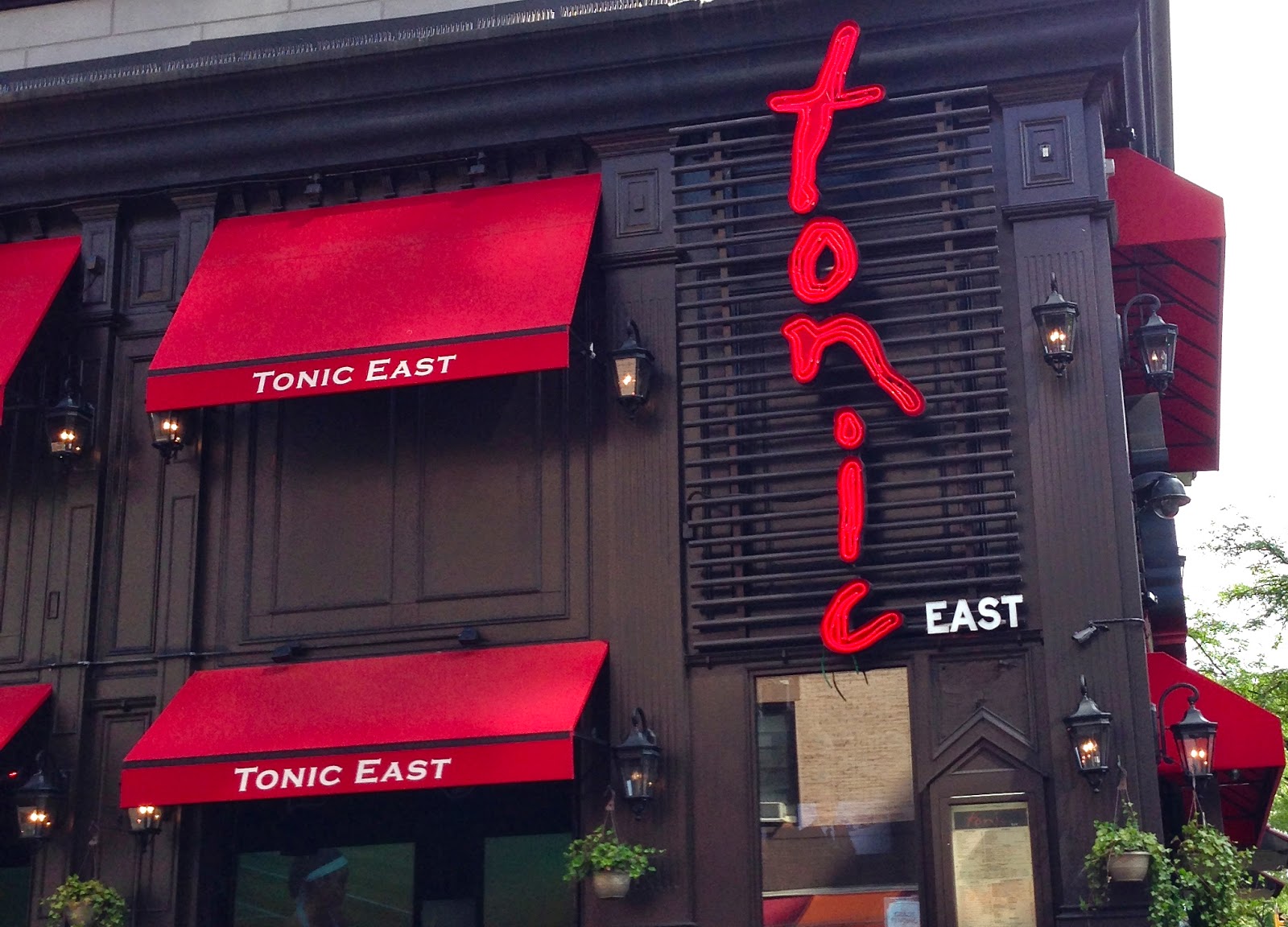 Photo of Tonic East in New York City, New York, United States - 4 Picture of Restaurant, Food, Point of interest, Establishment, Bar