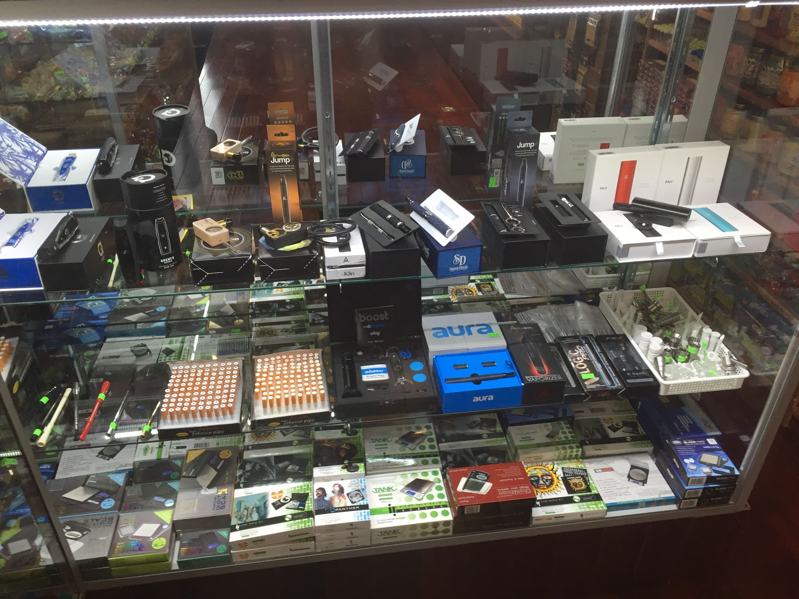 Photo of smoke n vape2 in New York City, New York, United States - 7 Picture of Point of interest, Establishment, Store