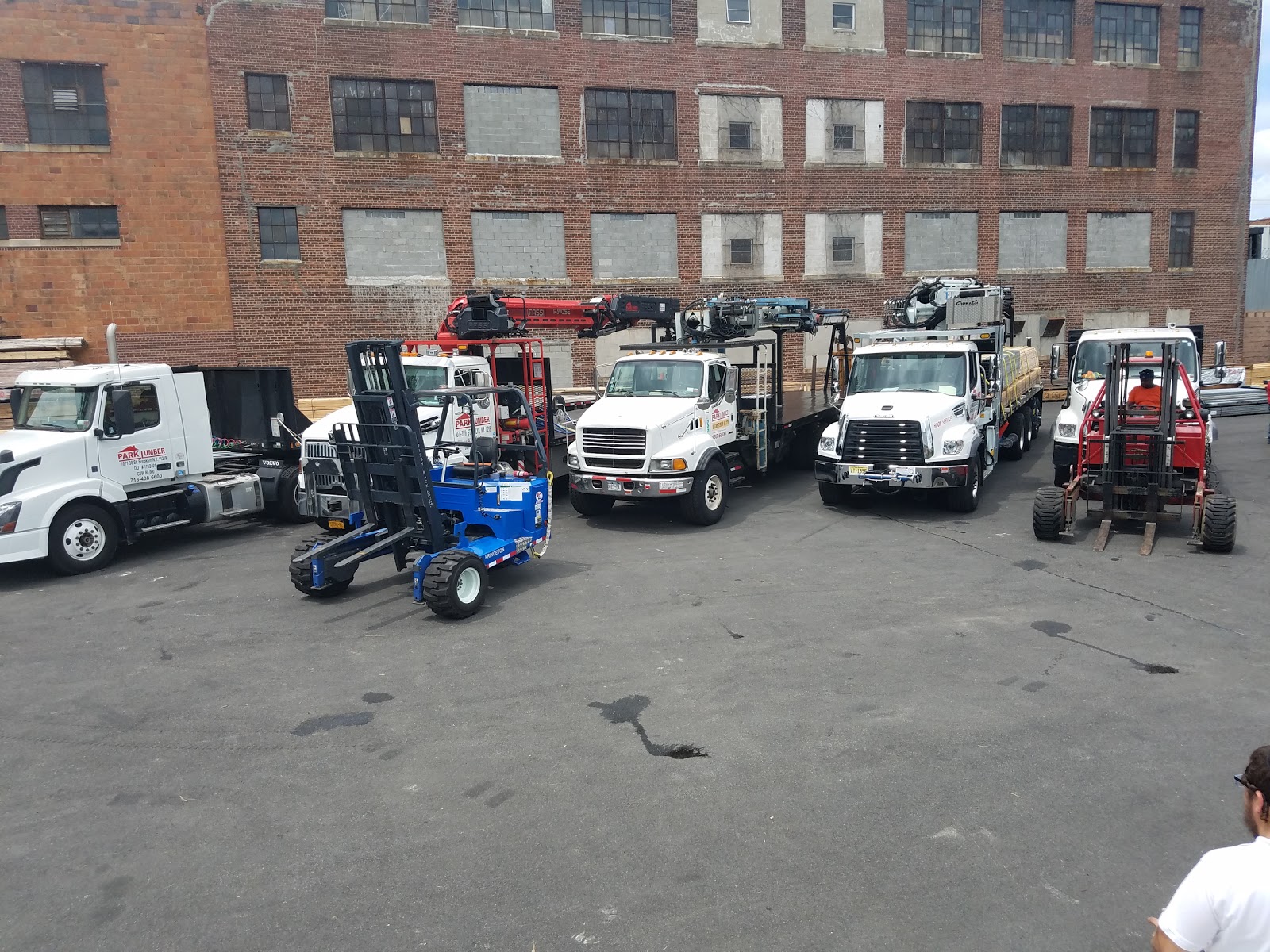 Photo of Park Lumber in Newark City, New Jersey, United States - 2 Picture of Point of interest, Establishment, Store