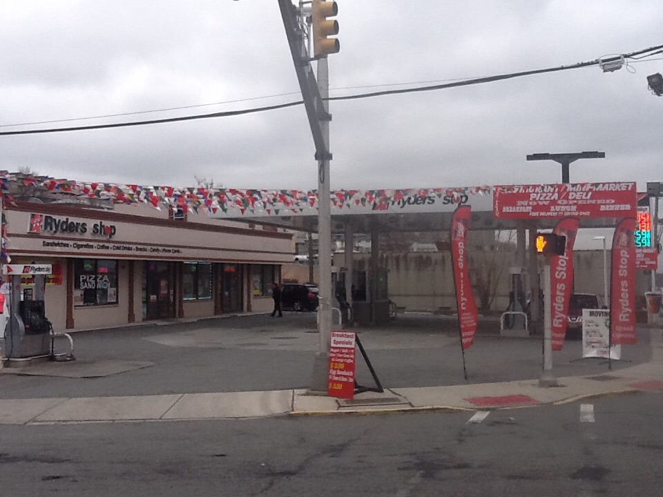 Photo of U-Haul Neighborhood Dealer in North Bergen City, New Jersey, United States - 2 Picture of Point of interest, Establishment