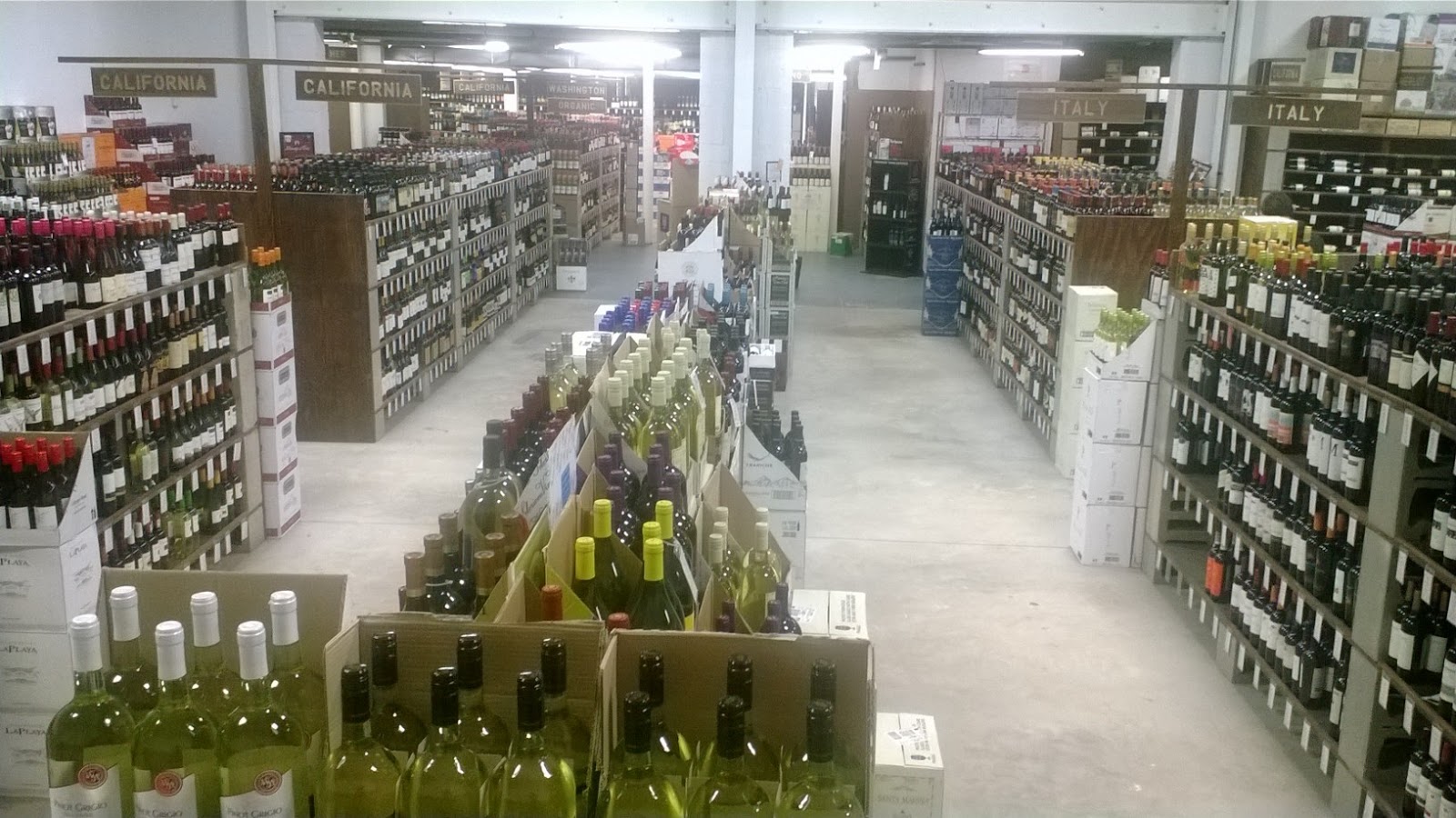 Photo of Pop's Wine & Spirits in Island Park City, New York, United States - 2 Picture of Point of interest, Establishment, Store, Liquor store