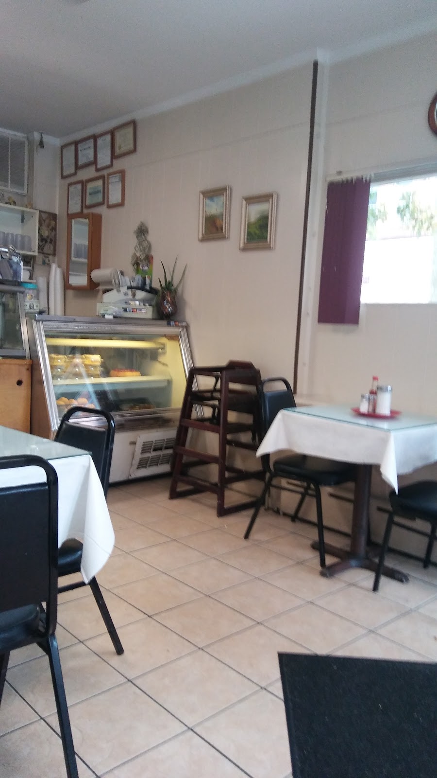 Photo of El Rincon De Mi Quisqueya in West New York City, New Jersey, United States - 2 Picture of Restaurant, Food, Point of interest, Establishment