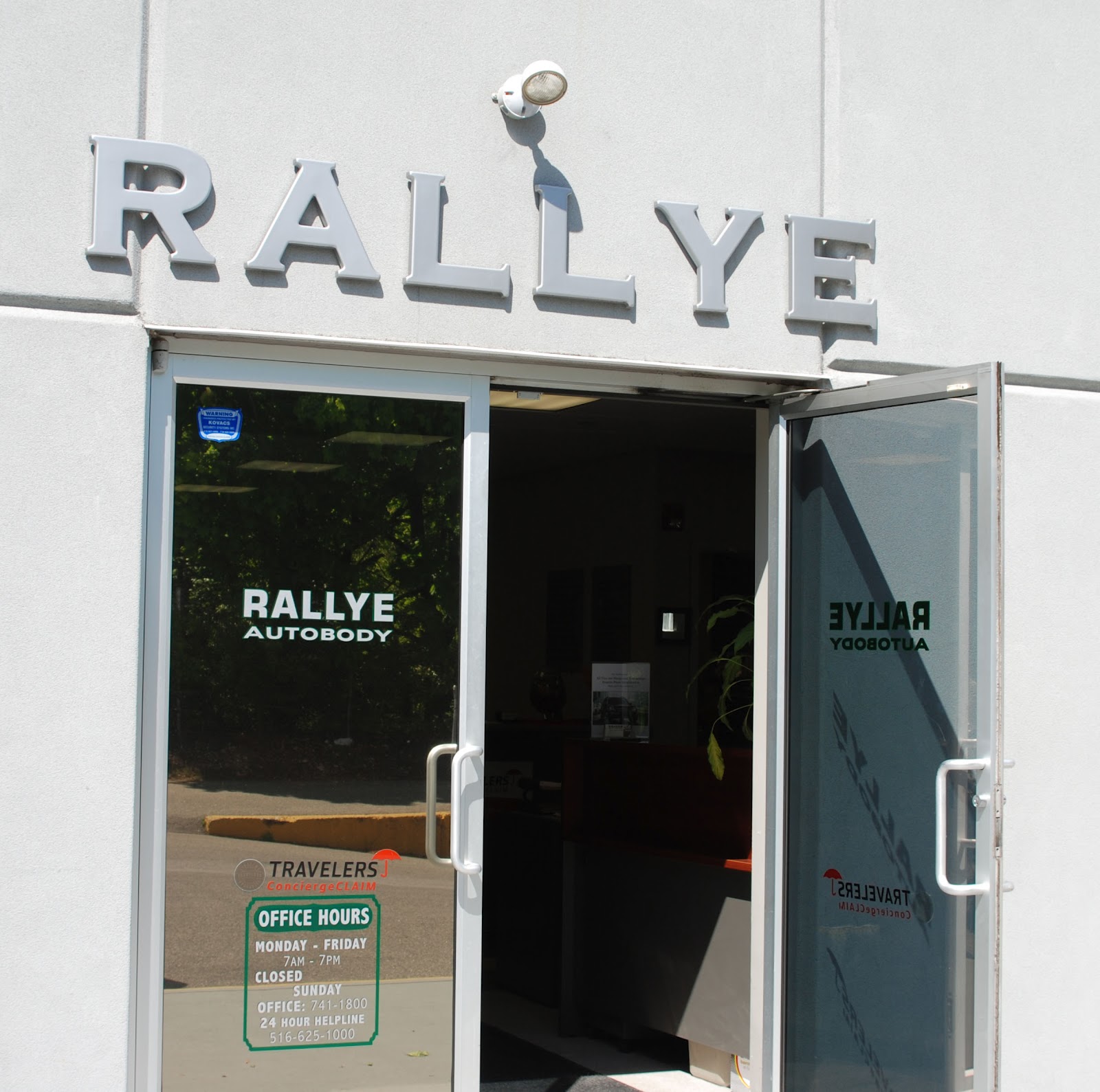 Photo of Rallye Collision Center in Carle Place City, New York, United States - 3 Picture of Point of interest, Establishment, Car repair
