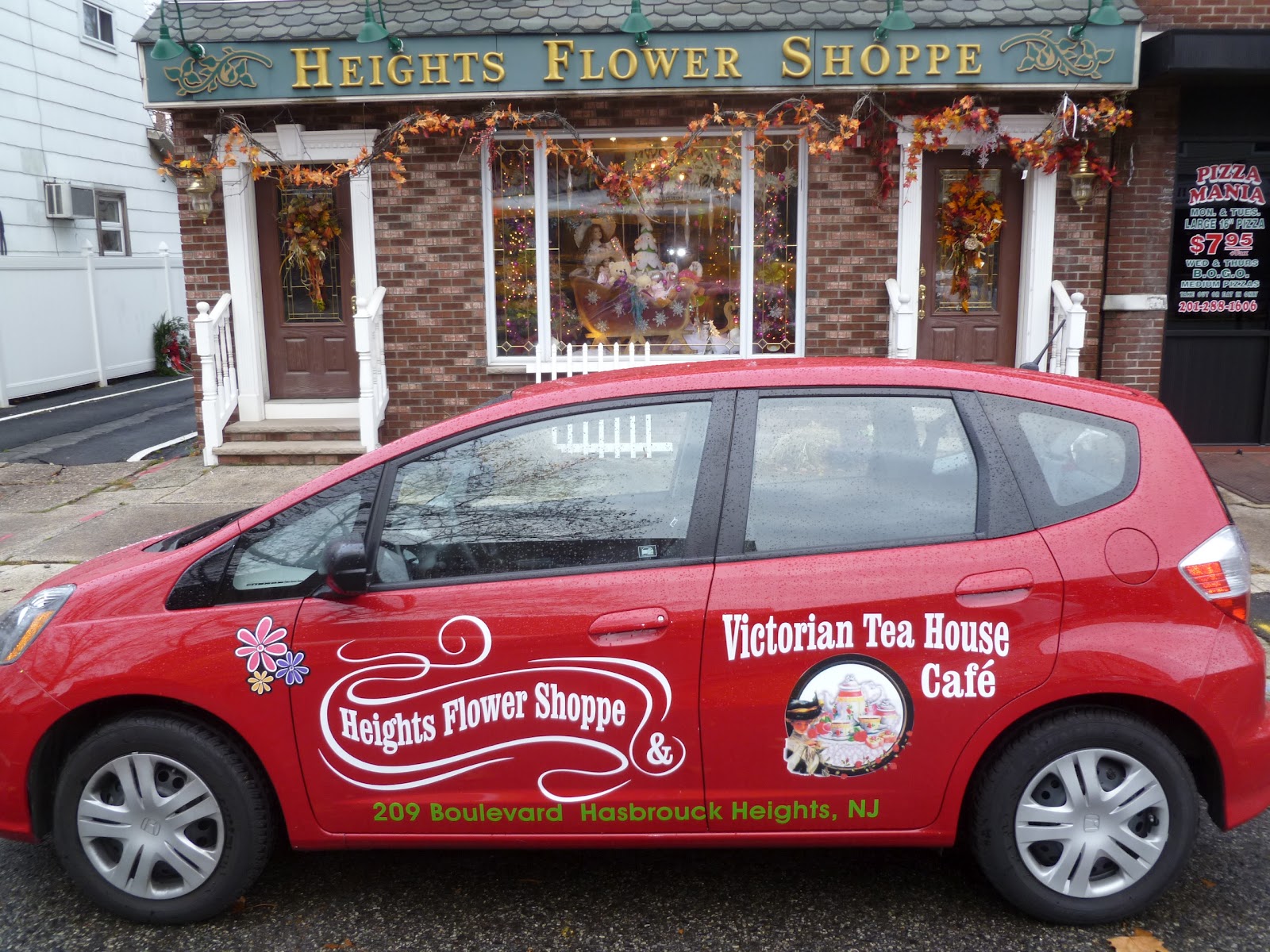 Photo of The Heights Flower Shoppe in Hasbrouck Heights City, New Jersey, United States - 2 Picture of Point of interest, Establishment, Store, Florist