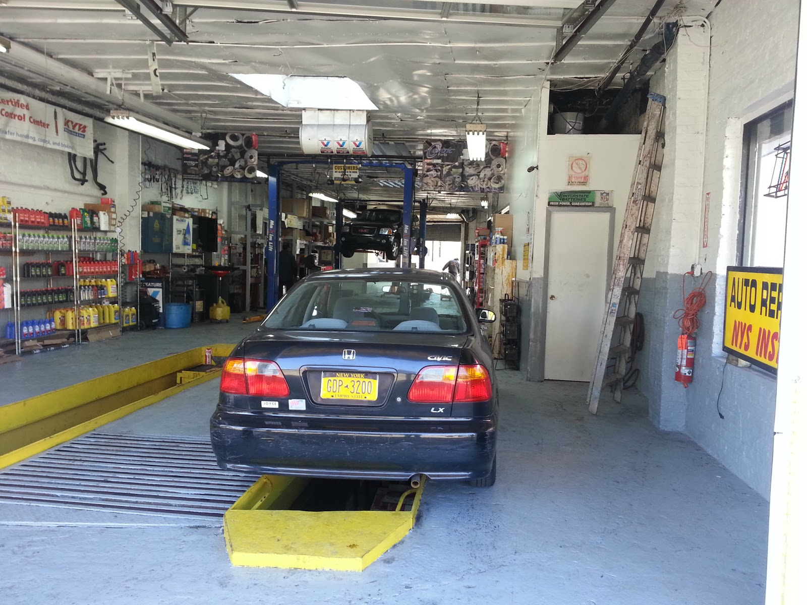 Photo of Best Auto Repair NYC in Brooklyn City, New York, United States - 2 Picture of Point of interest, Establishment, Store, Car repair