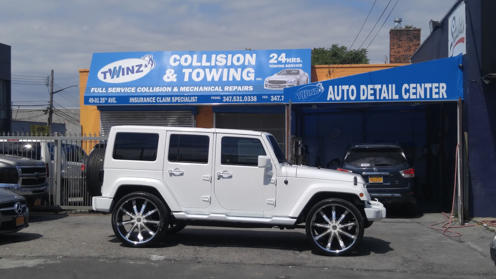 Photo of Twinz Collision and Towing INC in Queens City, New York, United States - 4 Picture of Point of interest, Establishment, Car repair