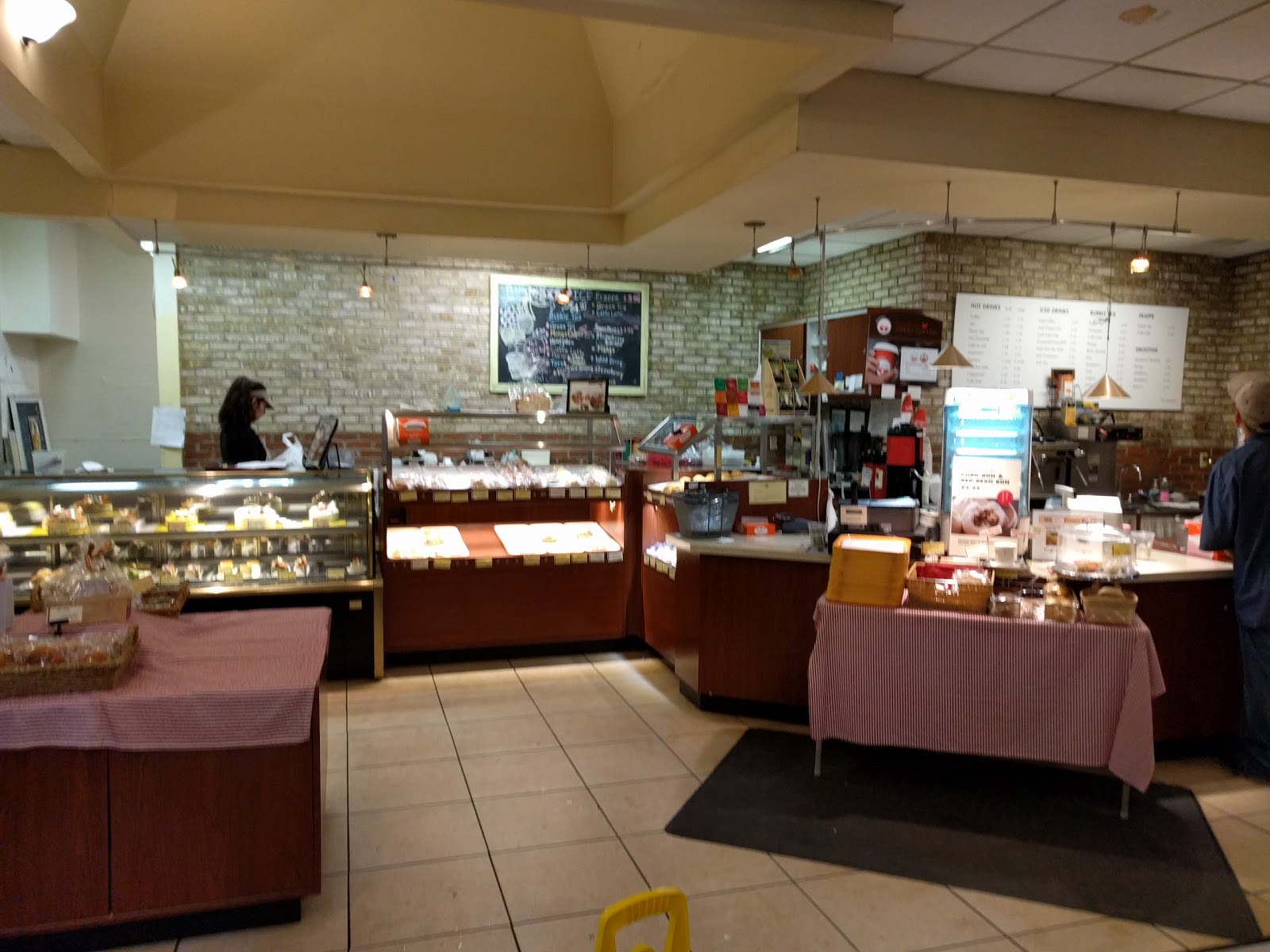Photo of Parisienne Bakery in Fort Lee City, New Jersey, United States - 1 Picture of Food, Point of interest, Establishment, Store, Bakery