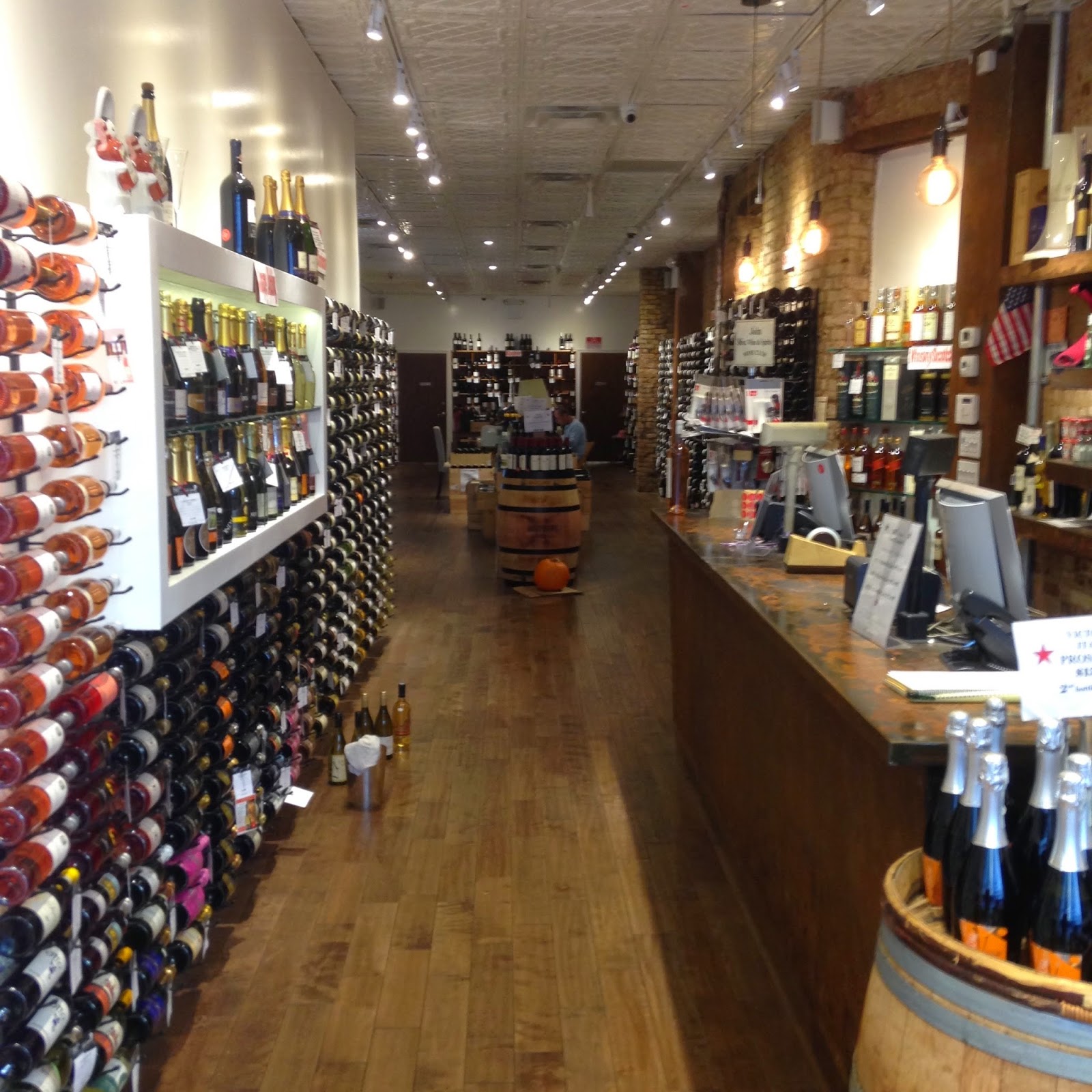 Photo of 86th Street Wine & Liqour in New York City, New York, United States - 1 Picture of Point of interest, Establishment, Store, Liquor store