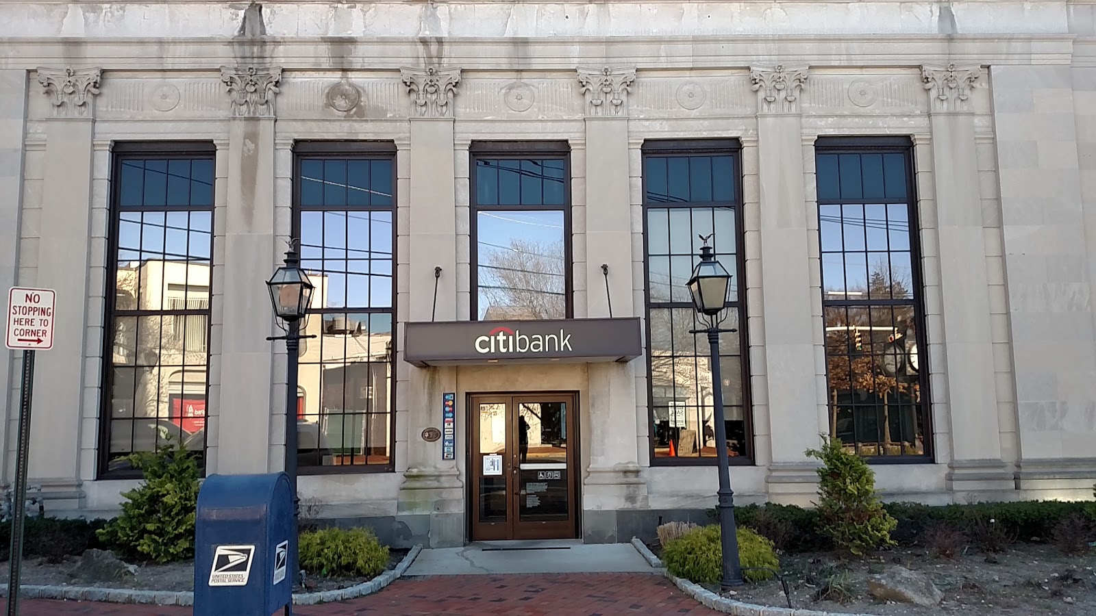 Photo of Citibank in Great Neck City, New York, United States - 1 Picture of Point of interest, Establishment, Finance, Bank