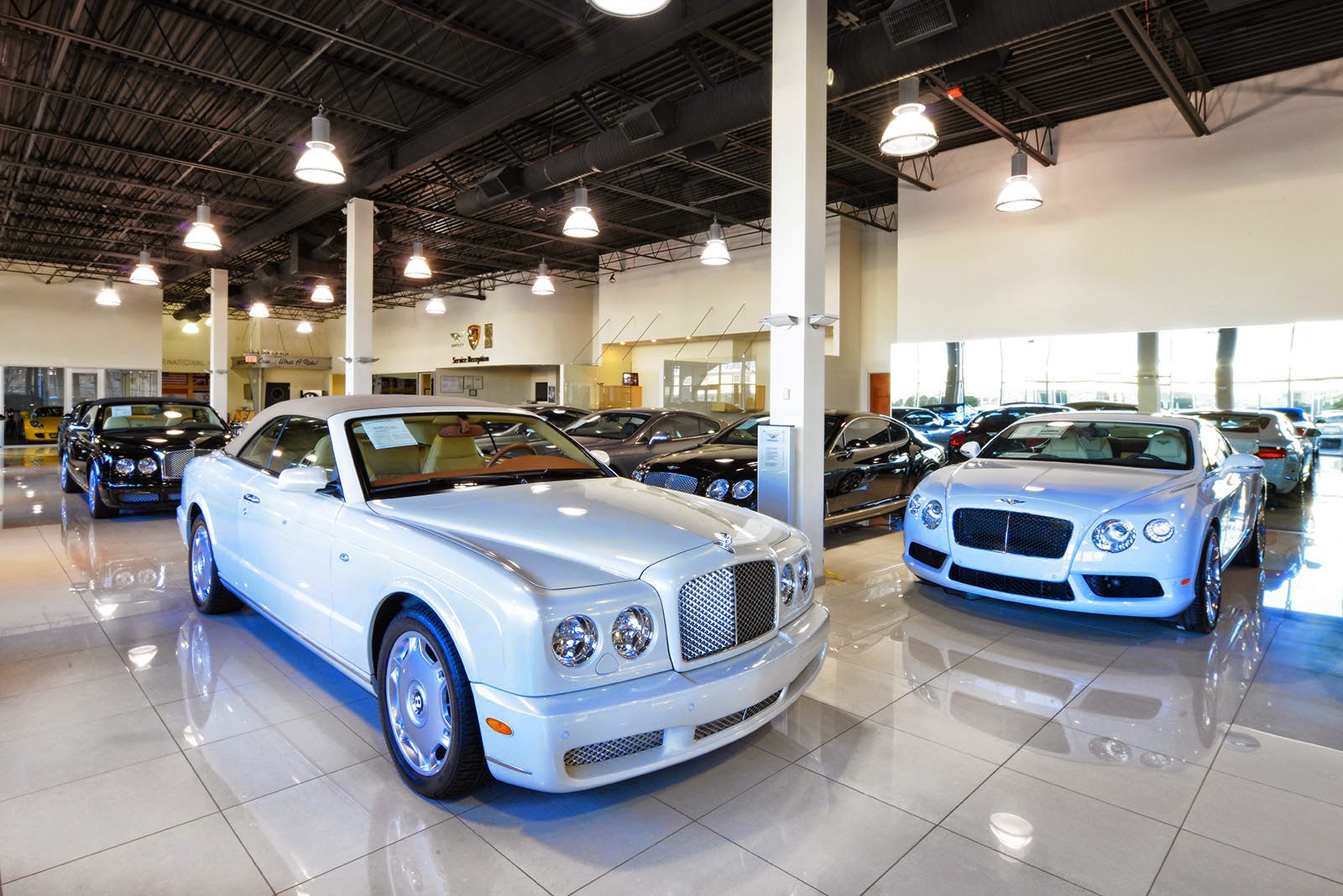 Photo of Bentley Long Island in Jericho City, New York, United States - 2 Picture of Point of interest, Establishment, Car dealer, Store