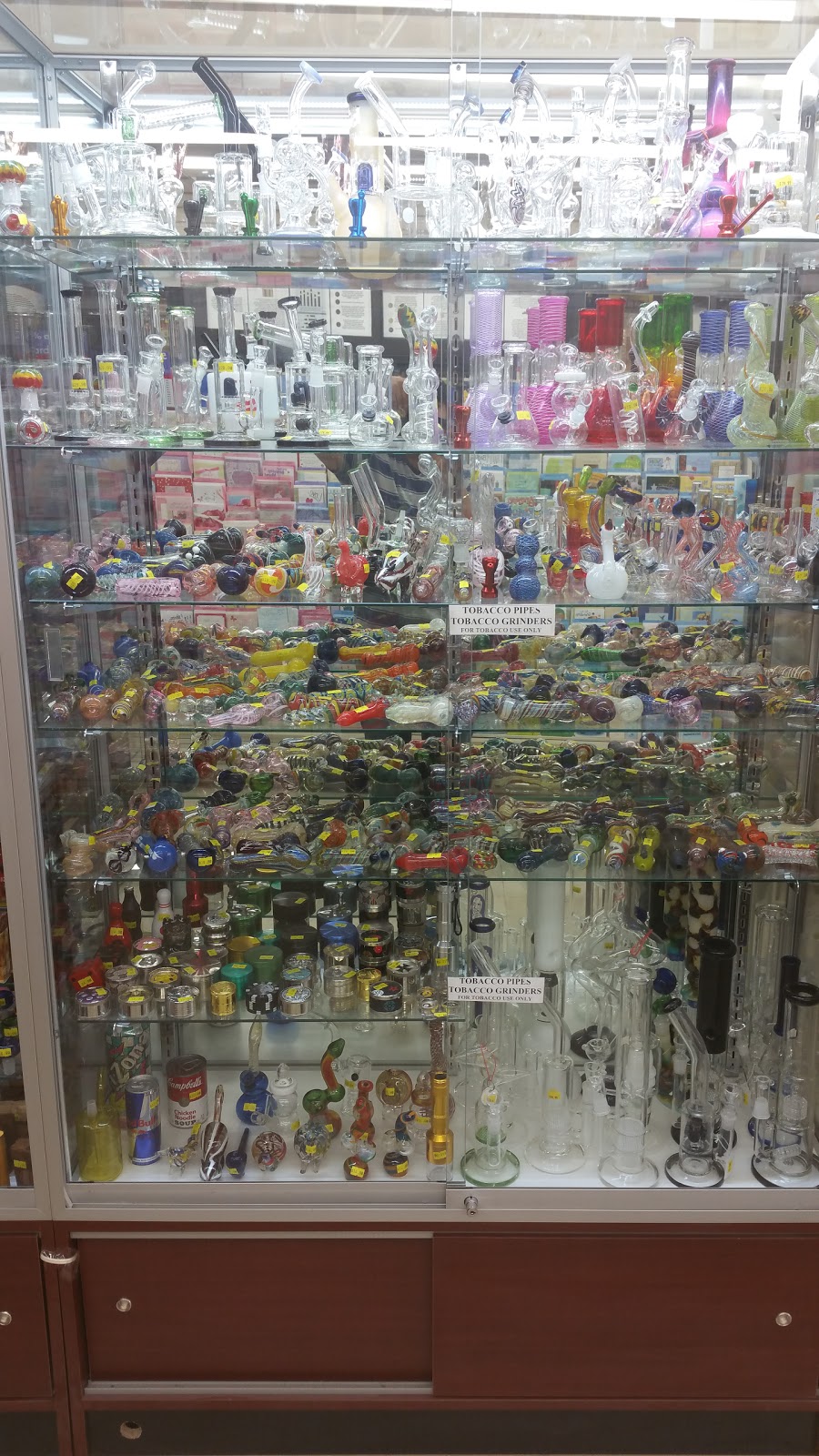 Photo of Bayside Smoke Shop in Queens City, New York, United States - 2 Picture of Point of interest, Establishment, Store