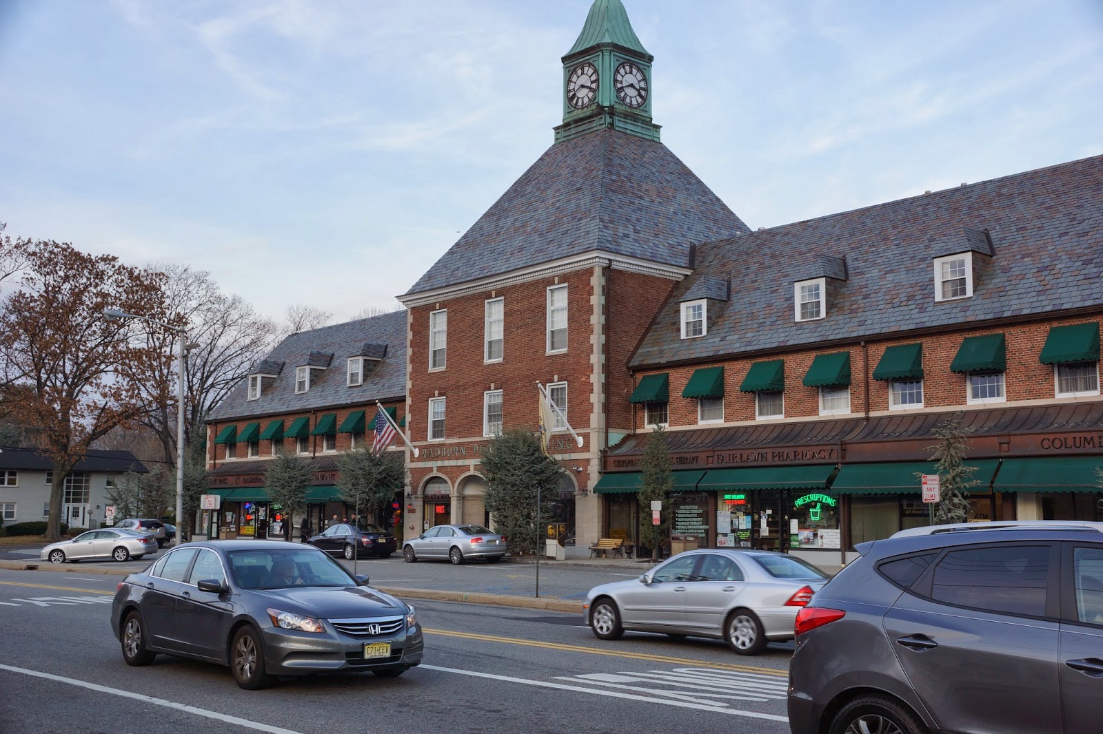 Photo of Radburn Plaza Building in Fair Lawn City, New Jersey, United States - 1 Picture of Point of interest, Establishment