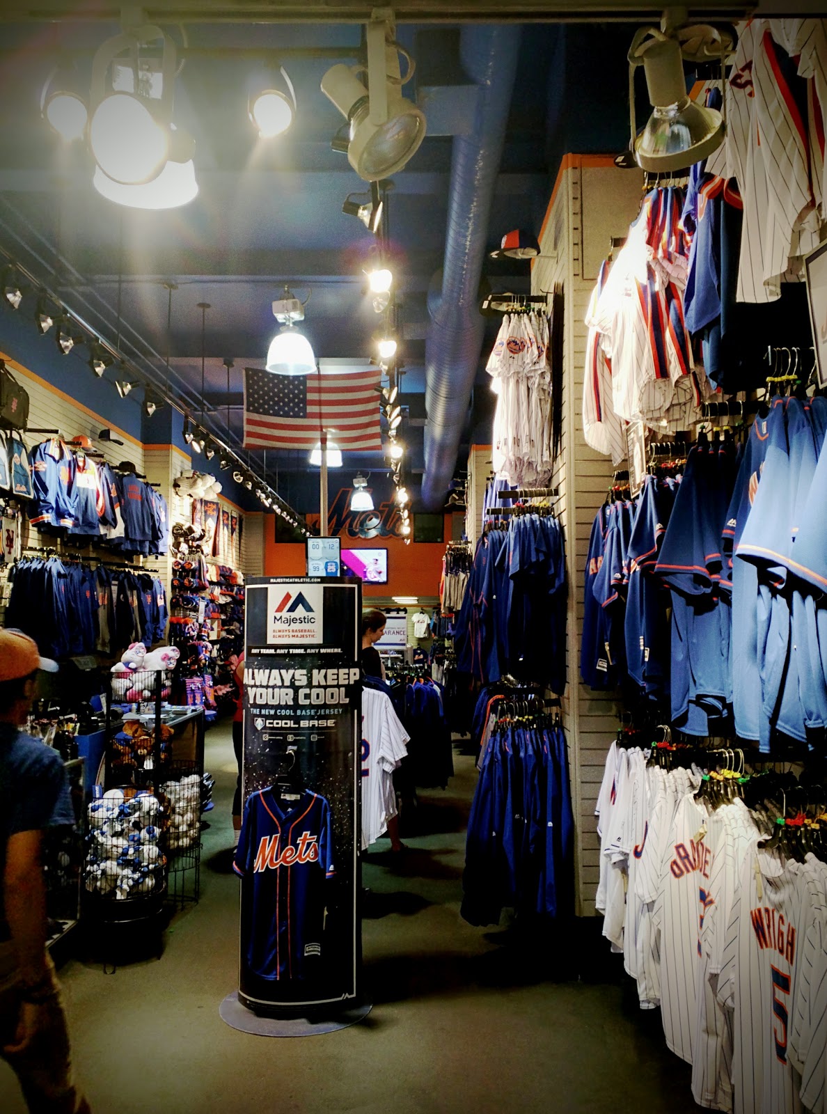 Photo of Mets Clubhouse Shop in New York City, New York, United States - 4 Picture of Point of interest, Establishment, Store, Clothing store