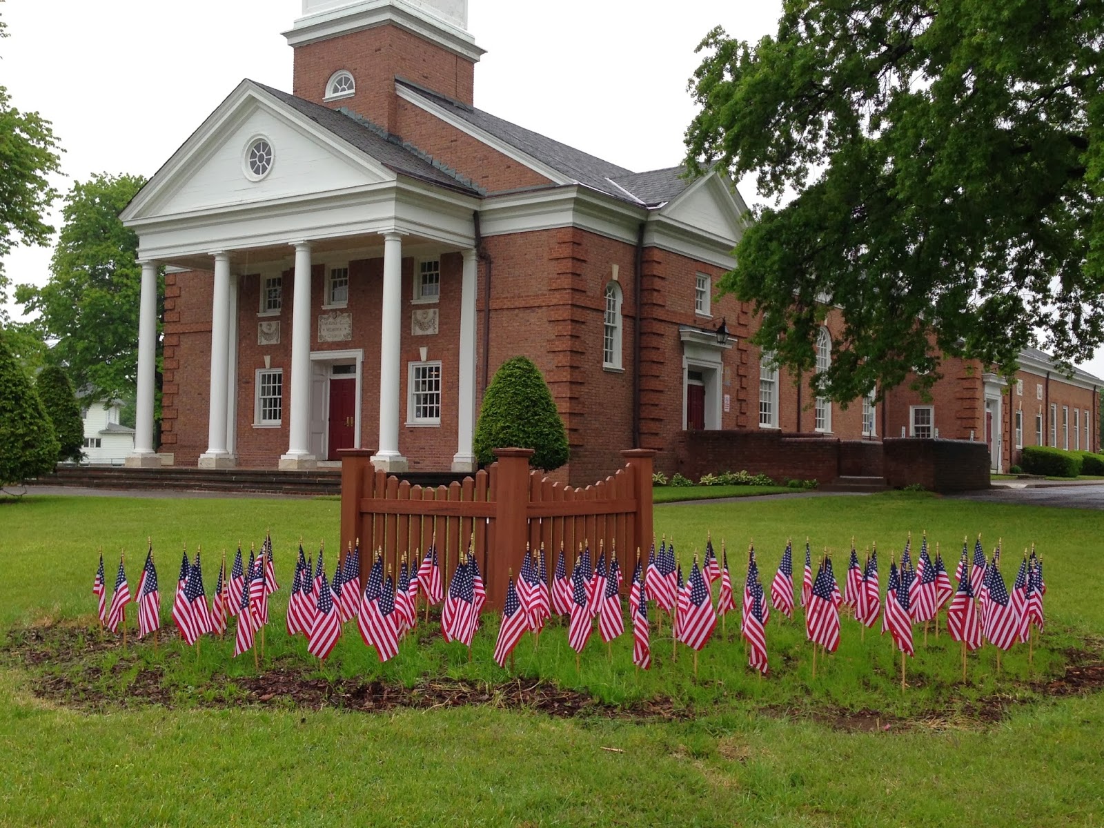 Photo of Van Riper Ellis Broadway Baptist Church in Fair Lawn City, New Jersey, United States - 2 Picture of Point of interest, Establishment, Church, Place of worship