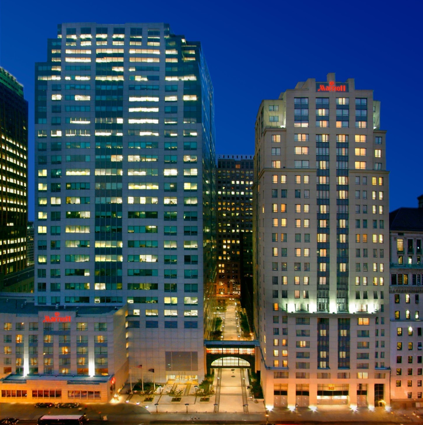 Photo of New York Marriott at The Brooklyn Bridge in Brooklyn City, New York, United States - 1 Picture of Restaurant, Food, Point of interest, Establishment, Lodging