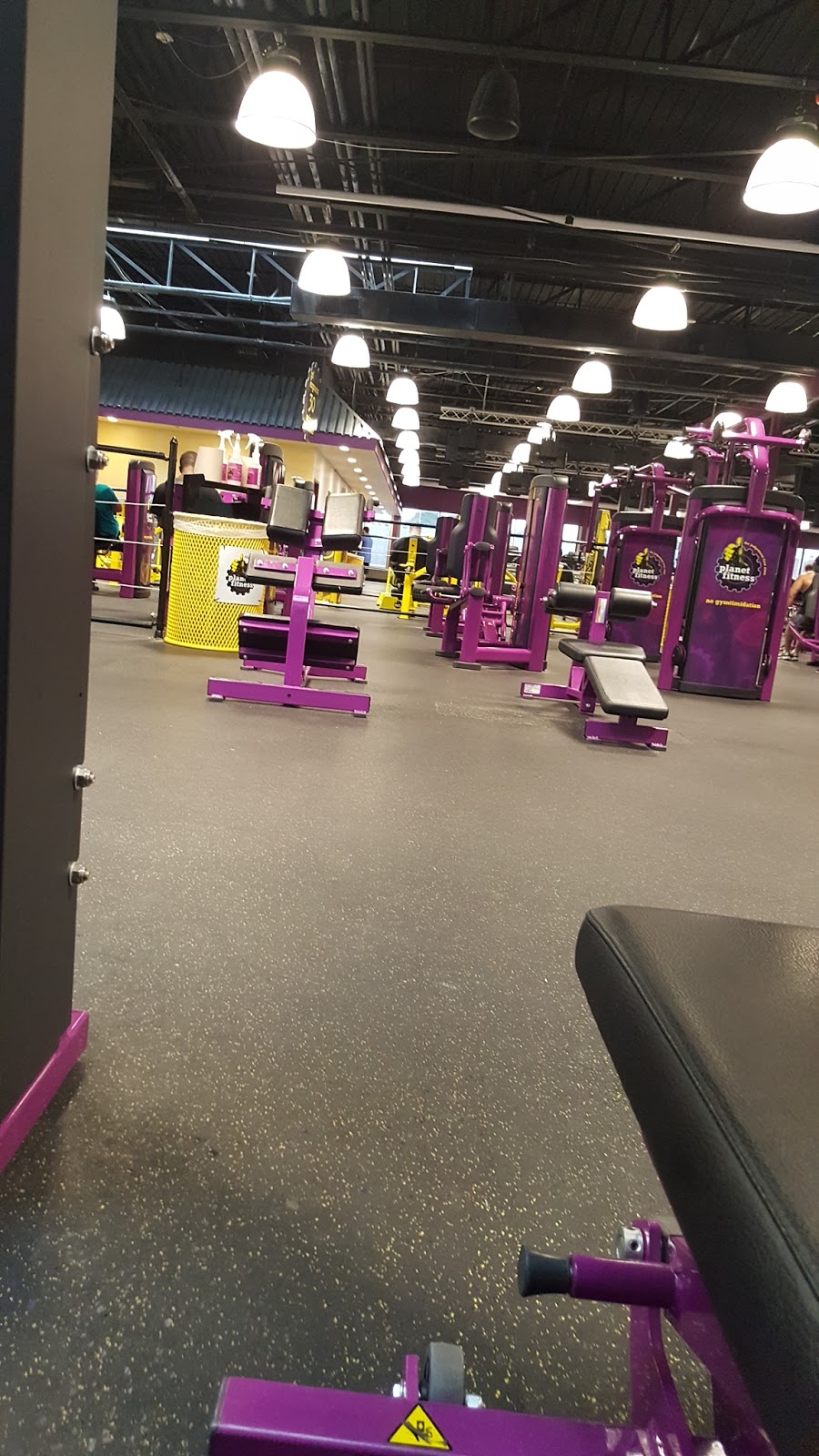 Photo of Planet Fitness in Carle Place City, New York, United States - 1 Picture of Point of interest, Establishment, Health, Gym