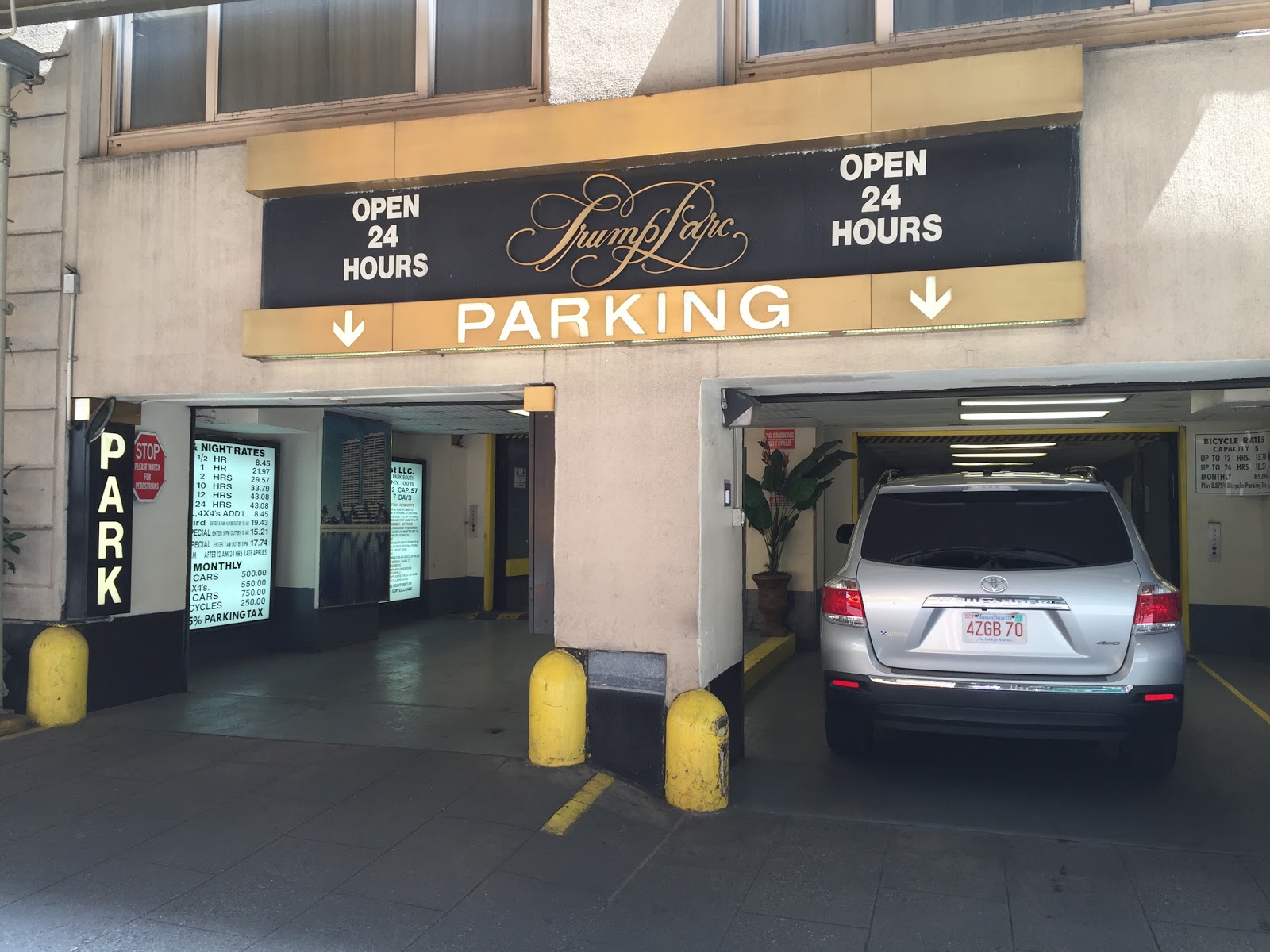 Photo of Enterprise Parking Systems in New York City, New York, United States - 1 Picture of Restaurant, Food, Point of interest, Establishment, Night club, Parking