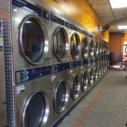 Photo of Express 1 Laundromat in Queens City, New York, United States - 1 Picture of Point of interest, Establishment, Laundry