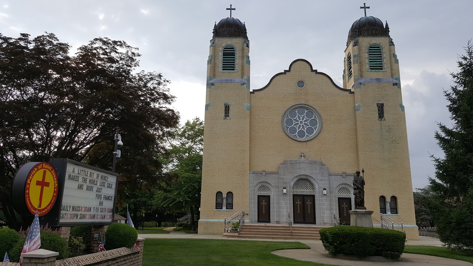 Photo of St. Joseph Parish in Hewlett City, New York, United States - 1 Picture of Point of interest, Establishment, Church, Place of worship