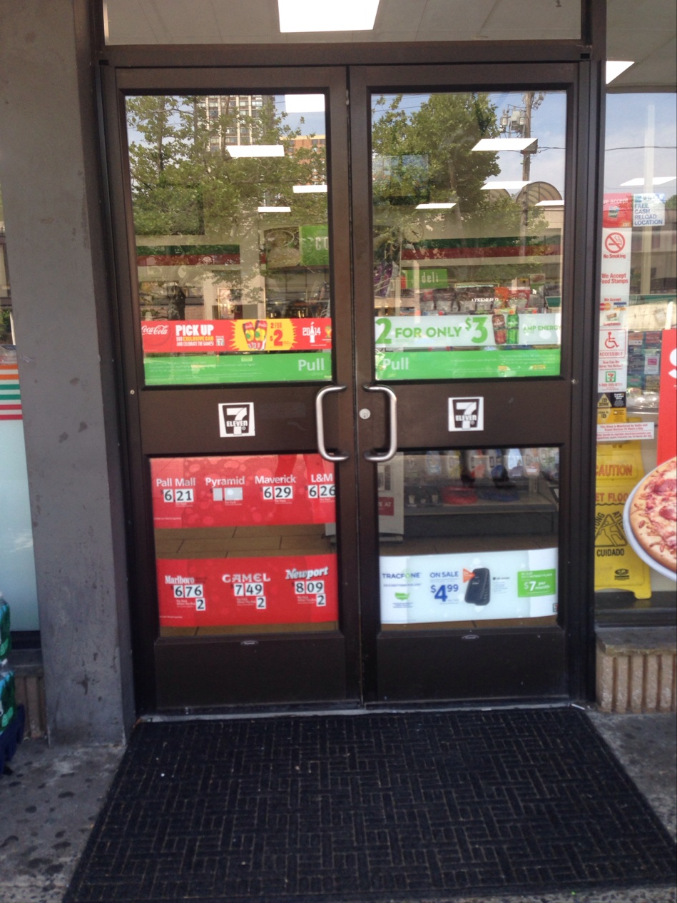 Photo of 7-Eleven in Fort Lee City, New Jersey, United States - 1 Picture of Food, Point of interest, Establishment, Store, Convenience store