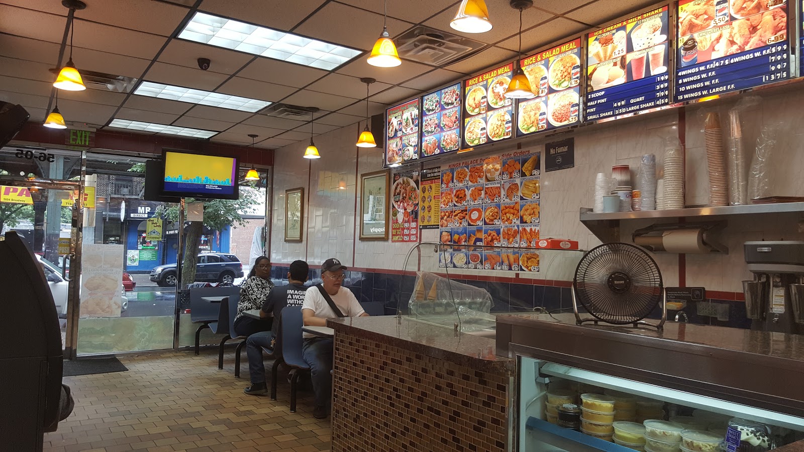 Photo of New Kennedy Chicken & Gyro in Bronx City, New York, United States - 1 Picture of Restaurant, Food, Point of interest, Establishment