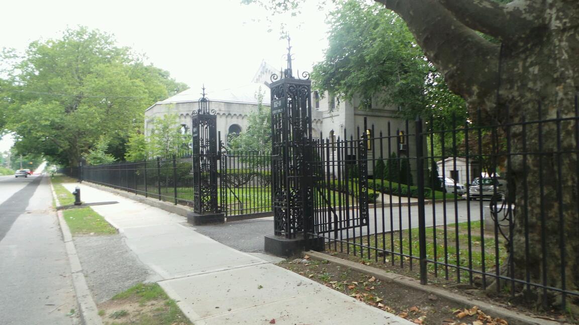 Photo of Union Field Cemetery in Flushing City, New York, United States - 1 Picture of Point of interest, Establishment, Funeral home, Cemetery