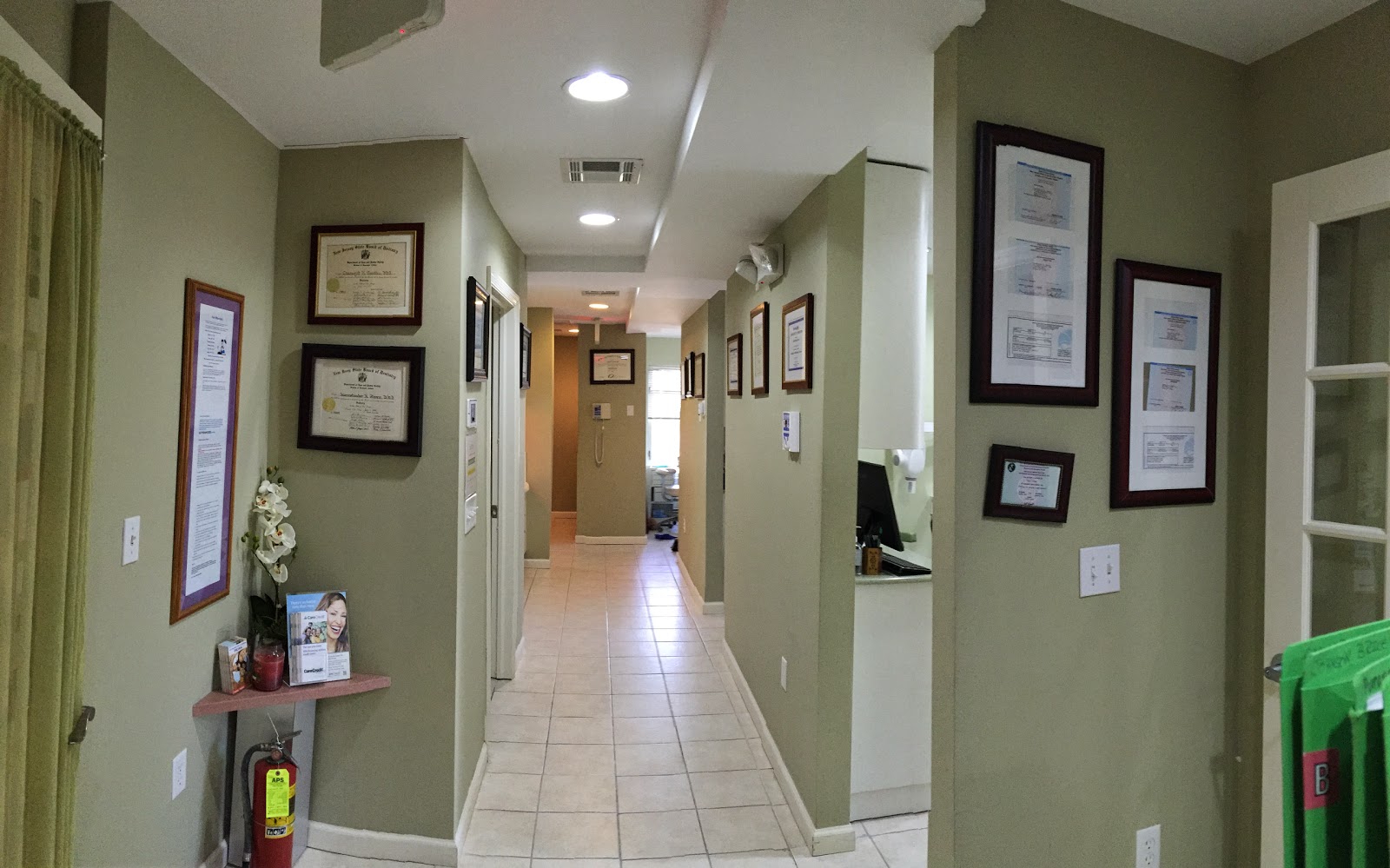 Photo of All Smiles Dental Care / Harmohinder K. Oberoi, DMD in Hazlet City, New Jersey, United States - 3 Picture of Point of interest, Establishment, Health, Dentist