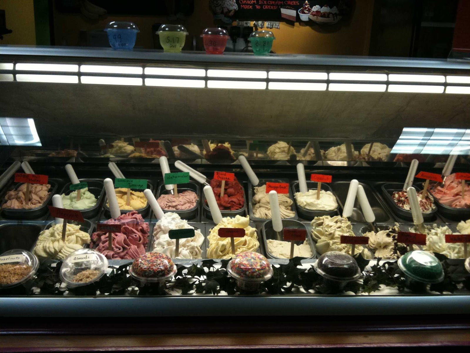 Photo of LOLLIPOPS ICE CREAM AND GELATO in Bronx City, New York, United States - 3 Picture of Food, Point of interest, Establishment, Store