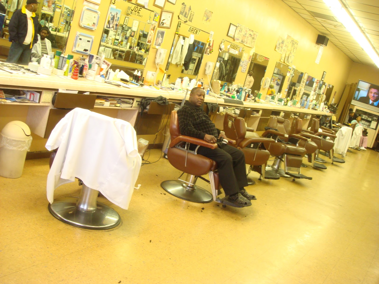 Photo of Dome Groomers Barber Shop in Bronx City, New York, United States - 4 Picture of Point of interest, Establishment, Finance, Health, Hair care