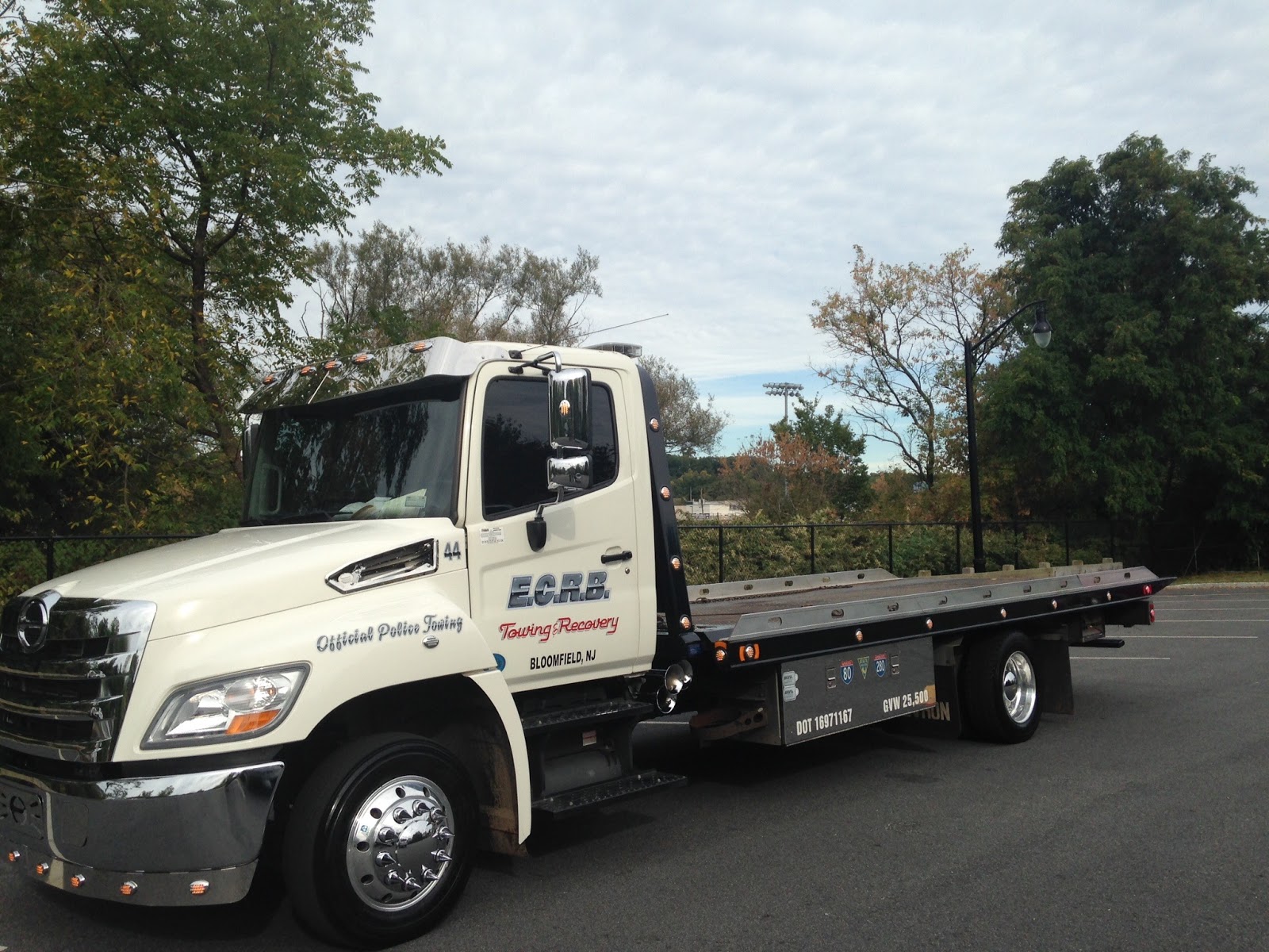 Photo of E.C.R.B Towing & Recovery in Essex County City, New Jersey, United States - 1 Picture of Point of interest, Establishment