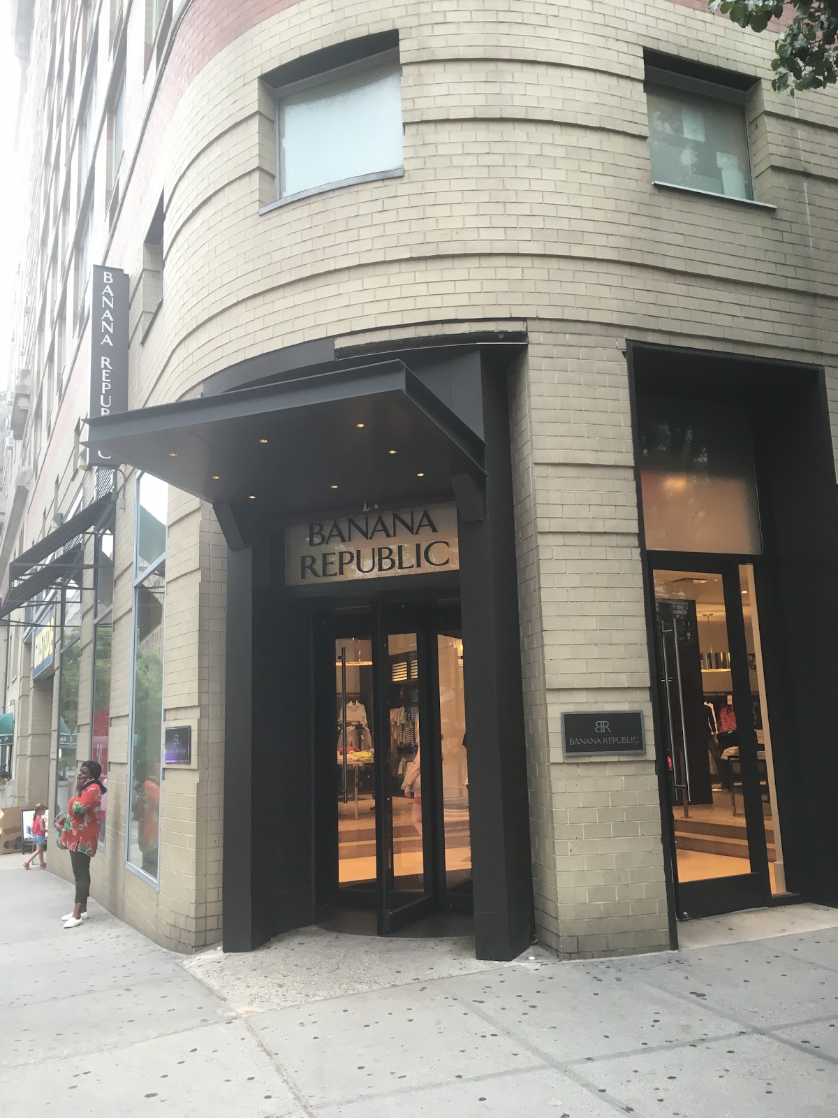 Photo of Banana Republic in New York City, New York, United States - 2 Picture of Point of interest, Establishment, Store, Clothing store