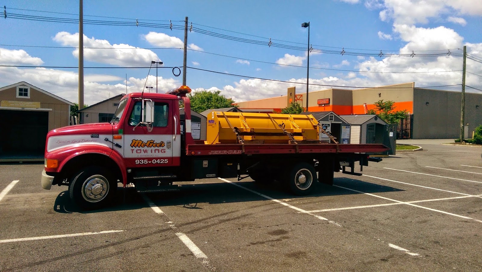 Photo of McGee's Towing in East Rutherford City, New Jersey, United States - 1 Picture of Point of interest, Establishment