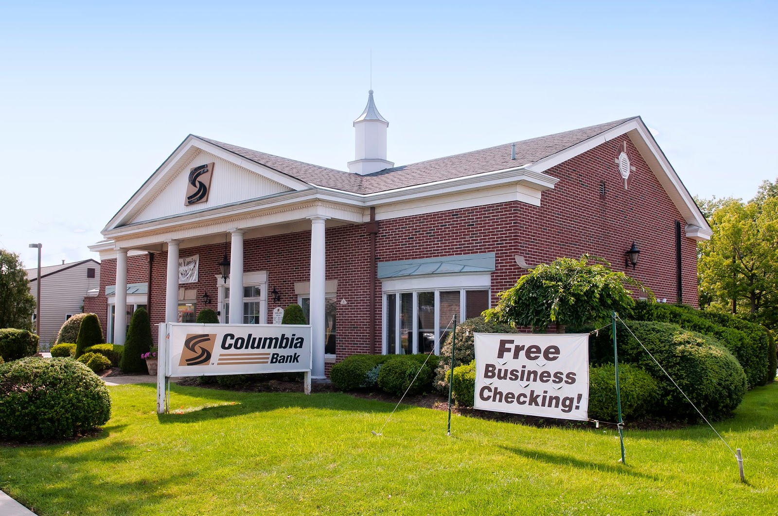 Photo of Columbia Bank in Clark City, New Jersey, United States - 1 Picture of Point of interest, Establishment, Finance, Atm, Bank