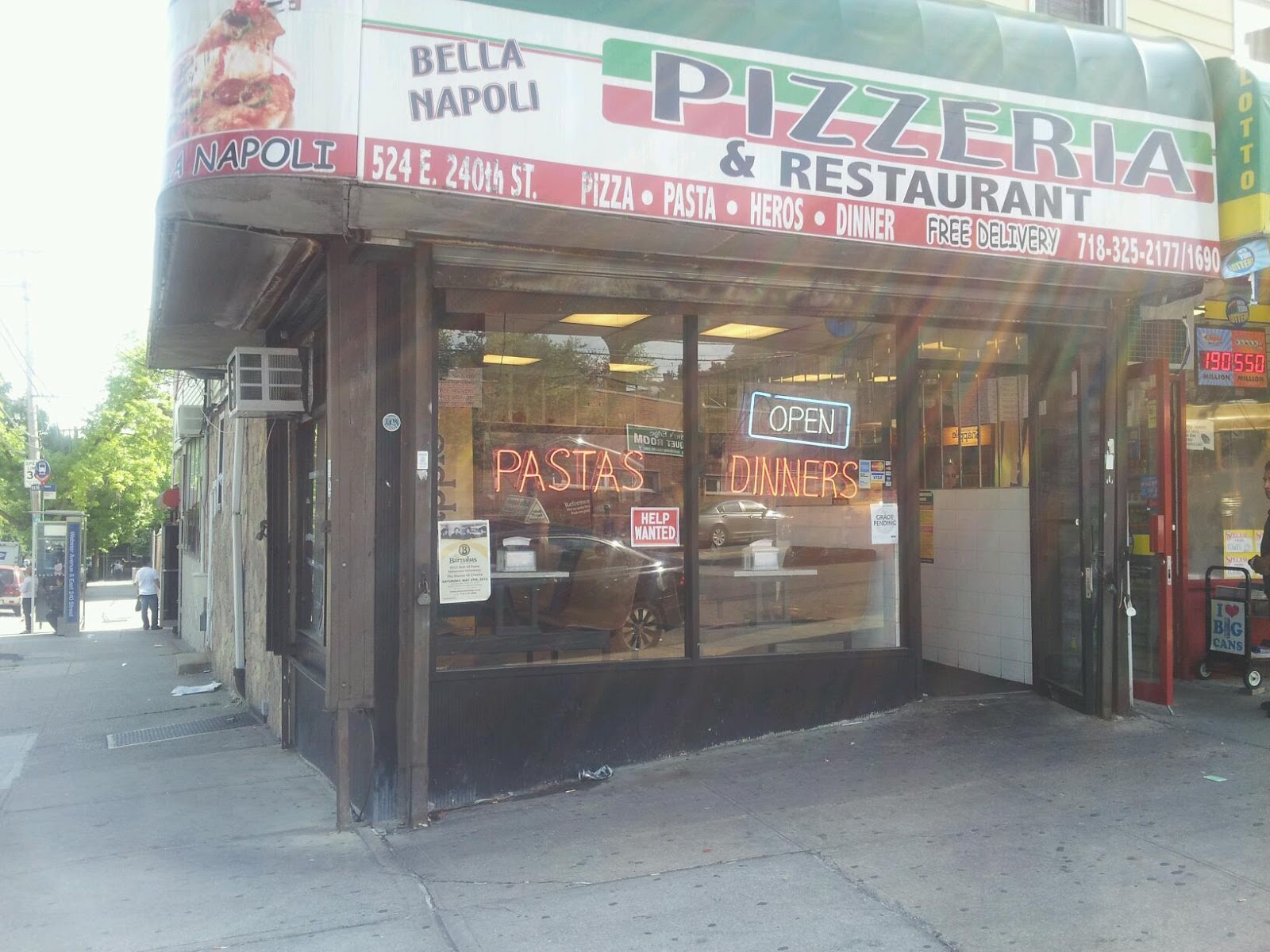 Photo of Bella Napoli Pizzeria in Bronx City, New York, United States - 4 Picture of Restaurant, Food, Point of interest, Establishment, Meal takeaway, Meal delivery