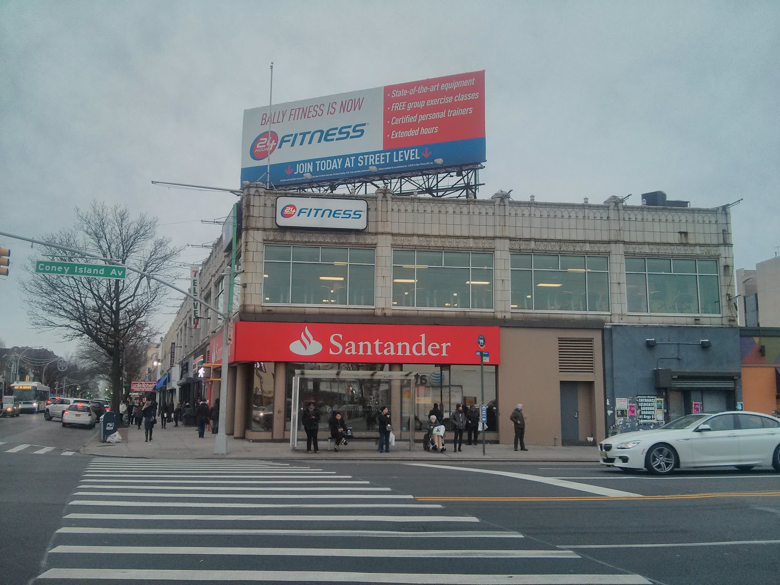 Photo of Santander Bank in Kings County City, New York, United States - 1 Picture of Point of interest, Establishment, Finance, Atm, Bank