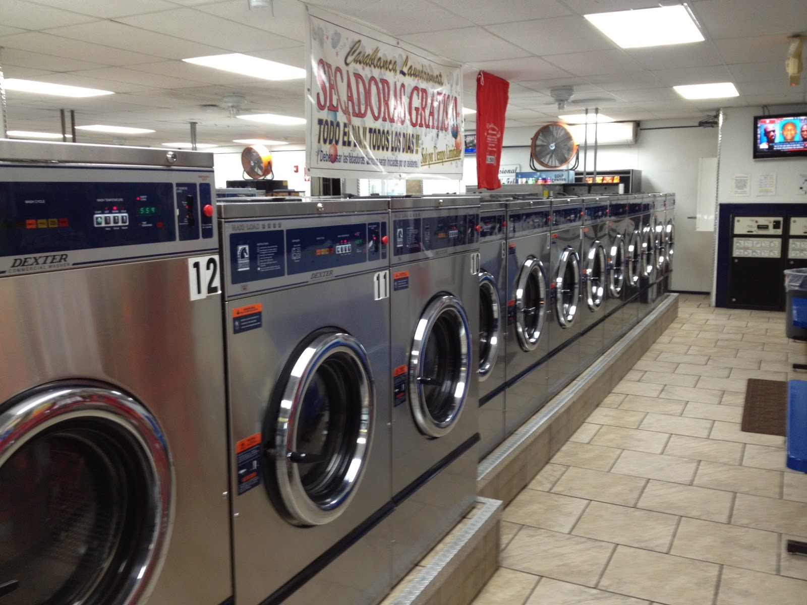 Photo of Casablanca Laundromat in Freeport City, New York, United States - 2 Picture of Point of interest, Establishment, Laundry