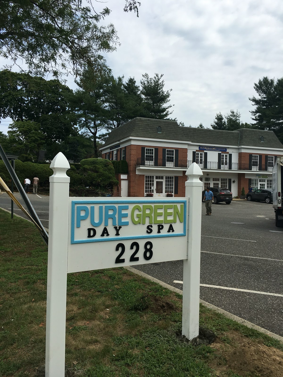 Photo of Pure Green Day Spa in Locust Valley City, New York, United States - 6 Picture of Point of interest, Establishment, Health, Spa, Beauty salon, Hair care