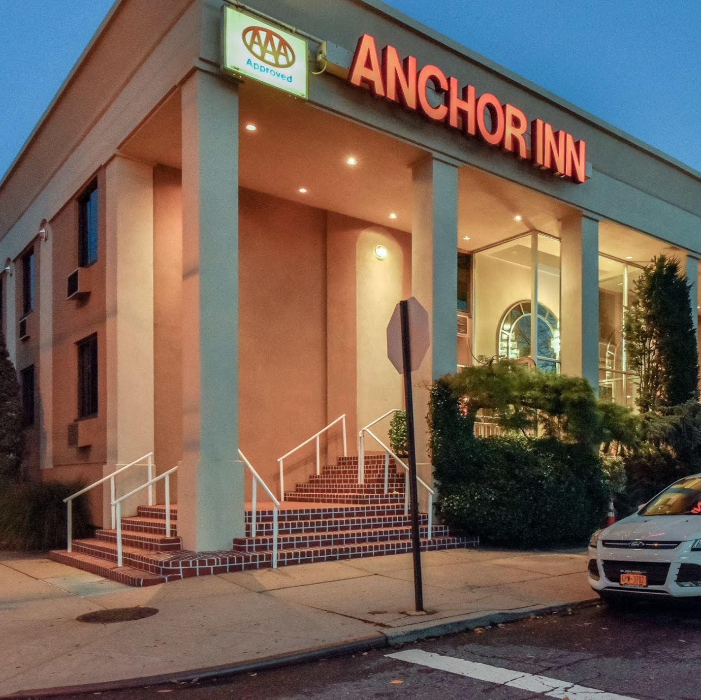 Photo of Anchor Inn in Queens City, New York, United States - 1 Picture of Point of interest, Establishment, Lodging