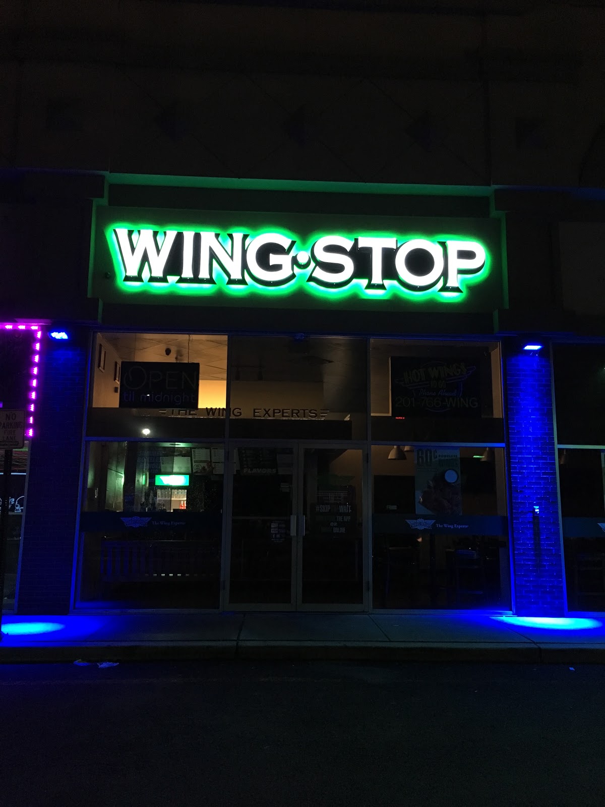 Photo of Wingstop in North Bergen City, New Jersey, United States - 4 Picture of Restaurant, Food, Point of interest, Establishment