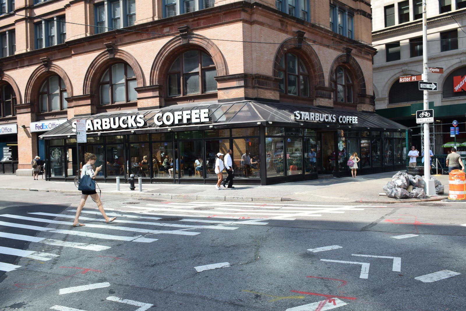 Photo of Starbucks in New York City, New York, United States - 10 Picture of Food, Point of interest, Establishment, Store, Cafe