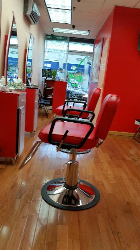 Photo of Blossom Brows Threading Salon in Kings County City, New York, United States - 7 Picture of Point of interest, Establishment, Beauty salon, Hair care