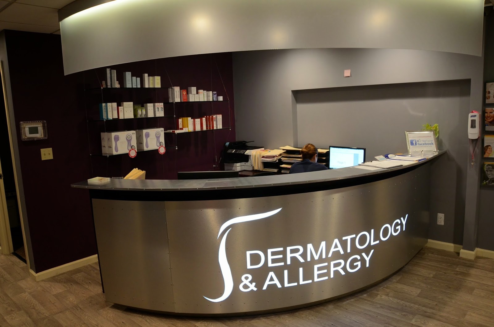 Photo of J Dermatology & Allergy in Fort Lee City, New Jersey, United States - 3 Picture of Point of interest, Establishment, Health, Doctor, Beauty salon, Hair care