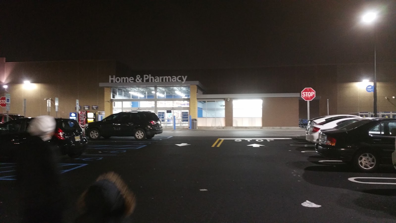 Photo of Walmart Supercenter in Teterboro City, New Jersey, United States - 4 Picture of Food, Point of interest, Establishment, Store, Grocery or supermarket, Electronics store, Department store