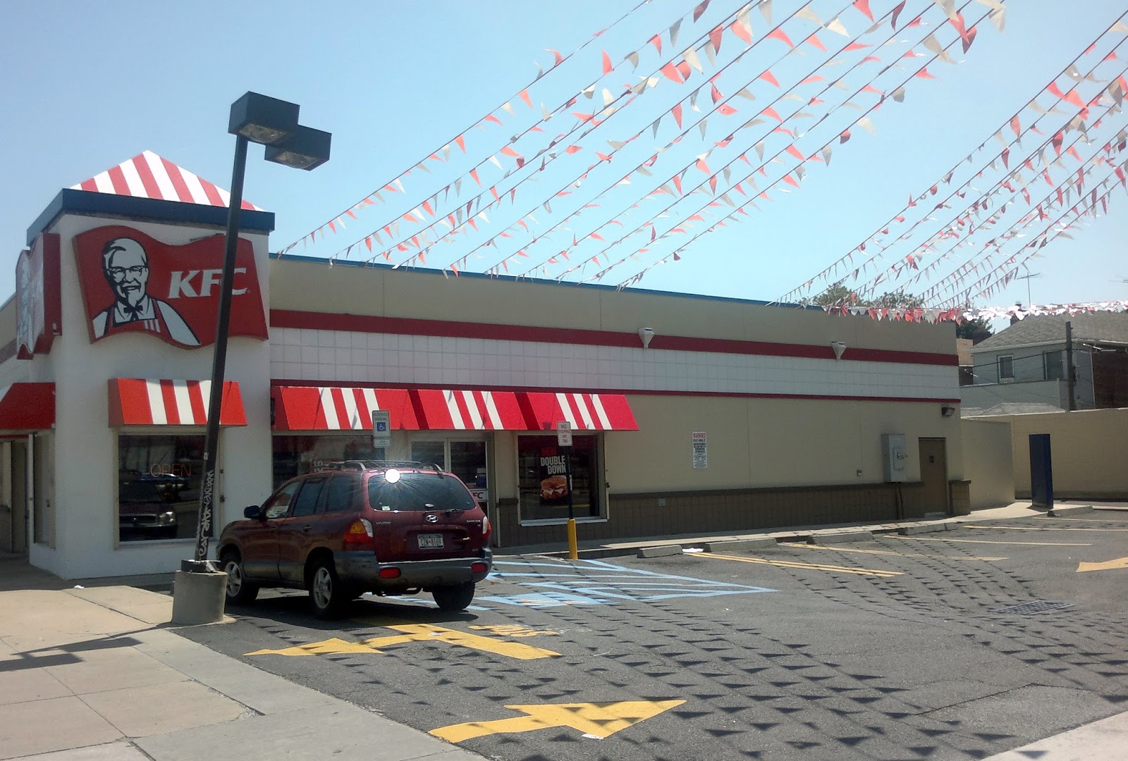 Photo of KFC in Brooklyn City, New York, United States - 2 Picture of Restaurant, Food, Point of interest, Establishment, Meal takeaway