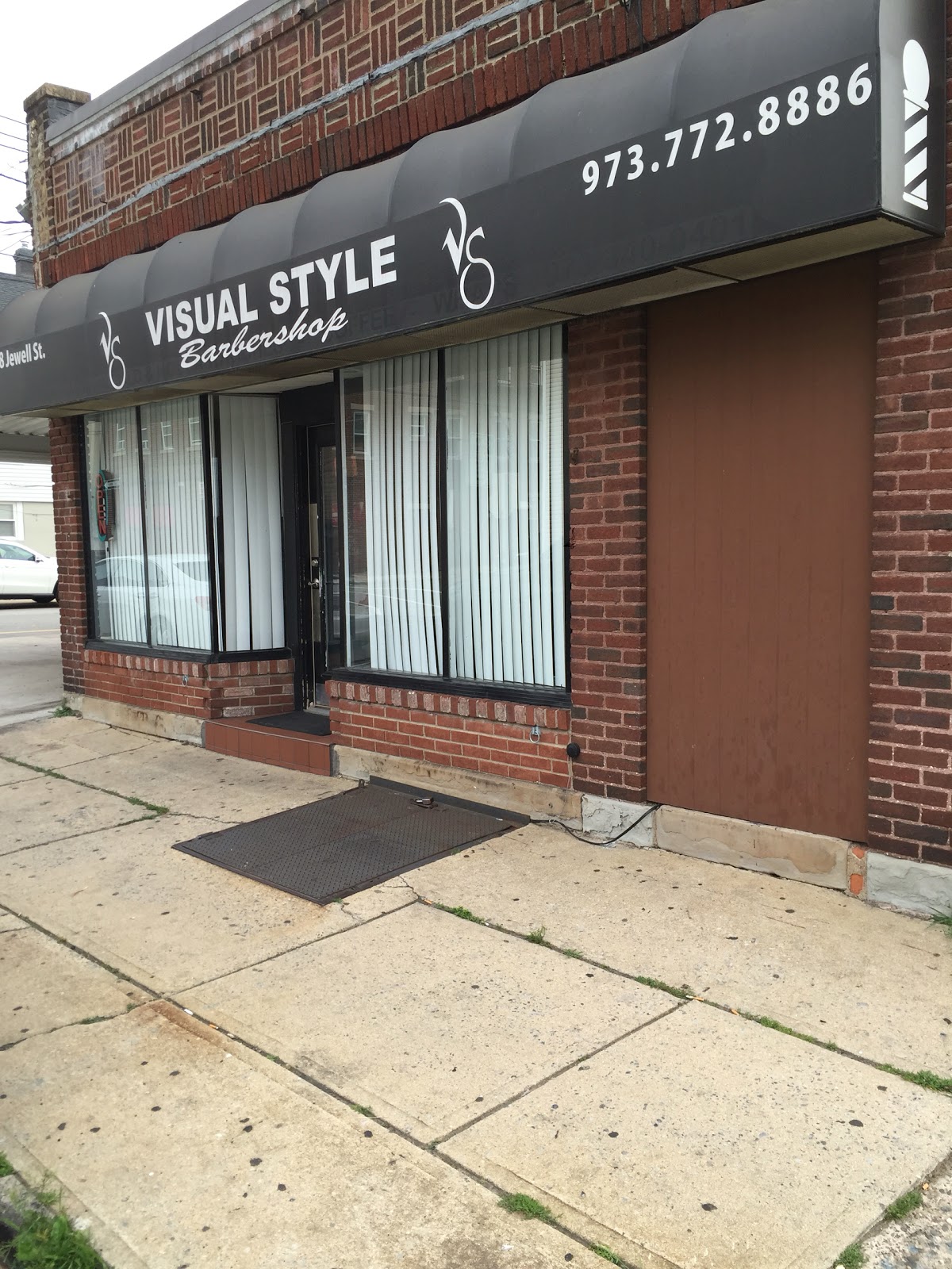 Photo of Visual Style in Garfield City, New Jersey, United States - 2 Picture of Point of interest, Establishment, Health, Hair care