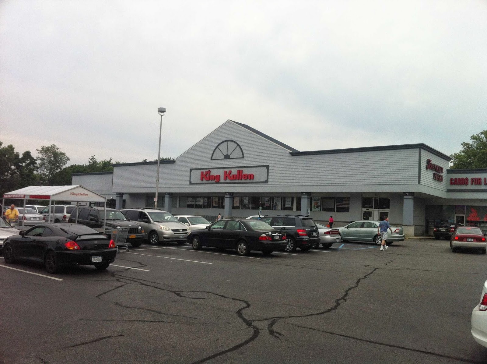 Photo of King Kullen in Franklin Square City, New York, United States - 3 Picture of Food, Point of interest, Establishment, Store, Grocery or supermarket, Bakery