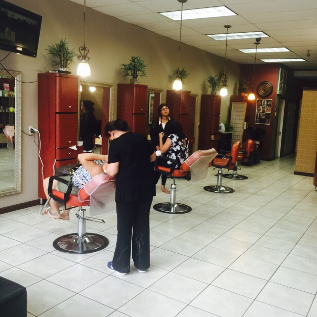 Photo of Roop Threading Salon & Spa in West Hempstead City, New York, United States - 1 Picture of Point of interest, Establishment, Beauty salon