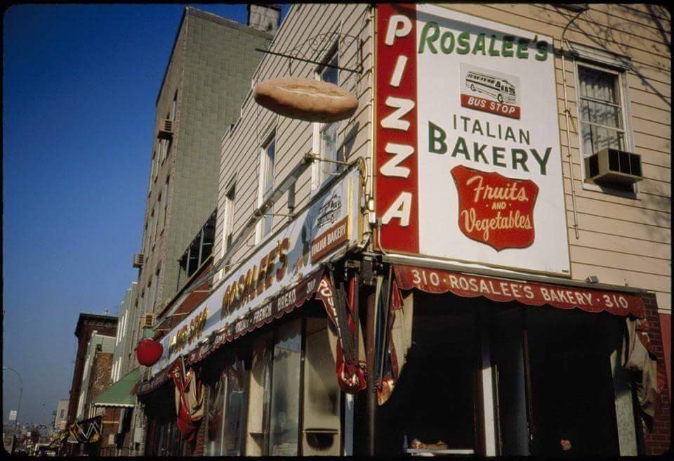 Photo of La Romana pizzeria in Kings County City, New York, United States - 3 Picture of Restaurant, Food, Point of interest, Establishment, Meal takeaway